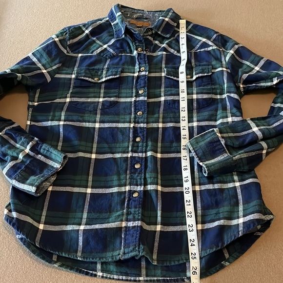 Zach’s Girlfriend Flannel Plaid Shirt - Medium - Picture 10 of 11